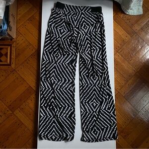 INC International Concepts Monochrome Patterned Pants Chevron Kick Flare Stretch